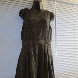 Sleeveless dress